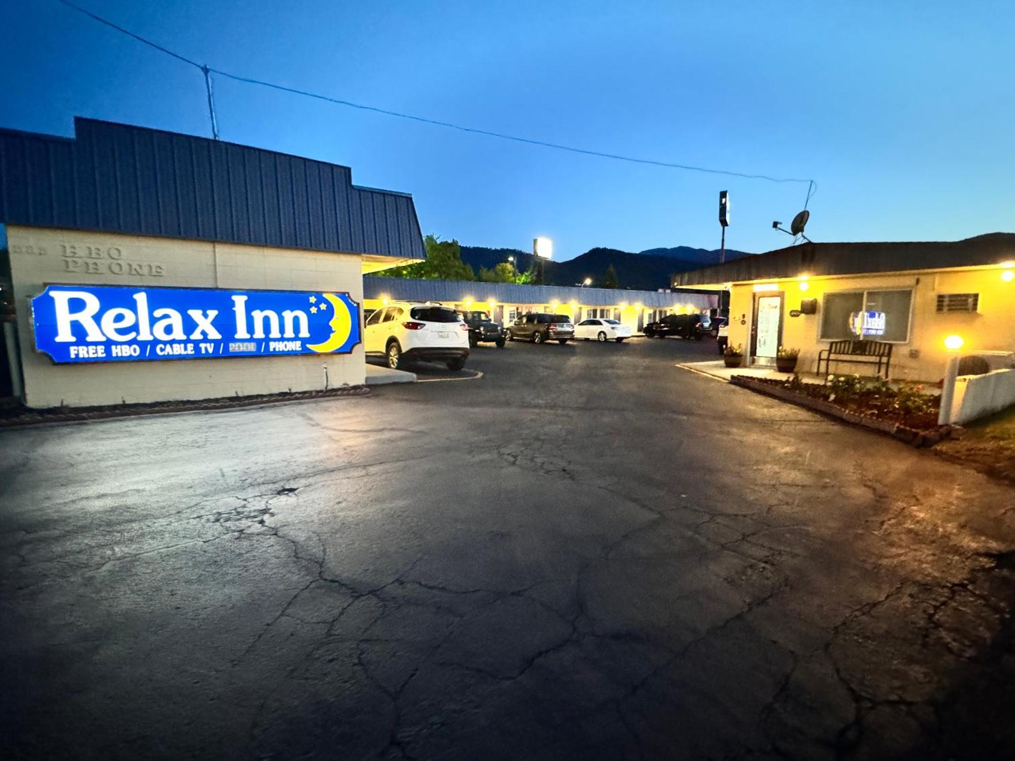 Relax Inn At Άσλαντ Εξωτερικό φωτογραφία