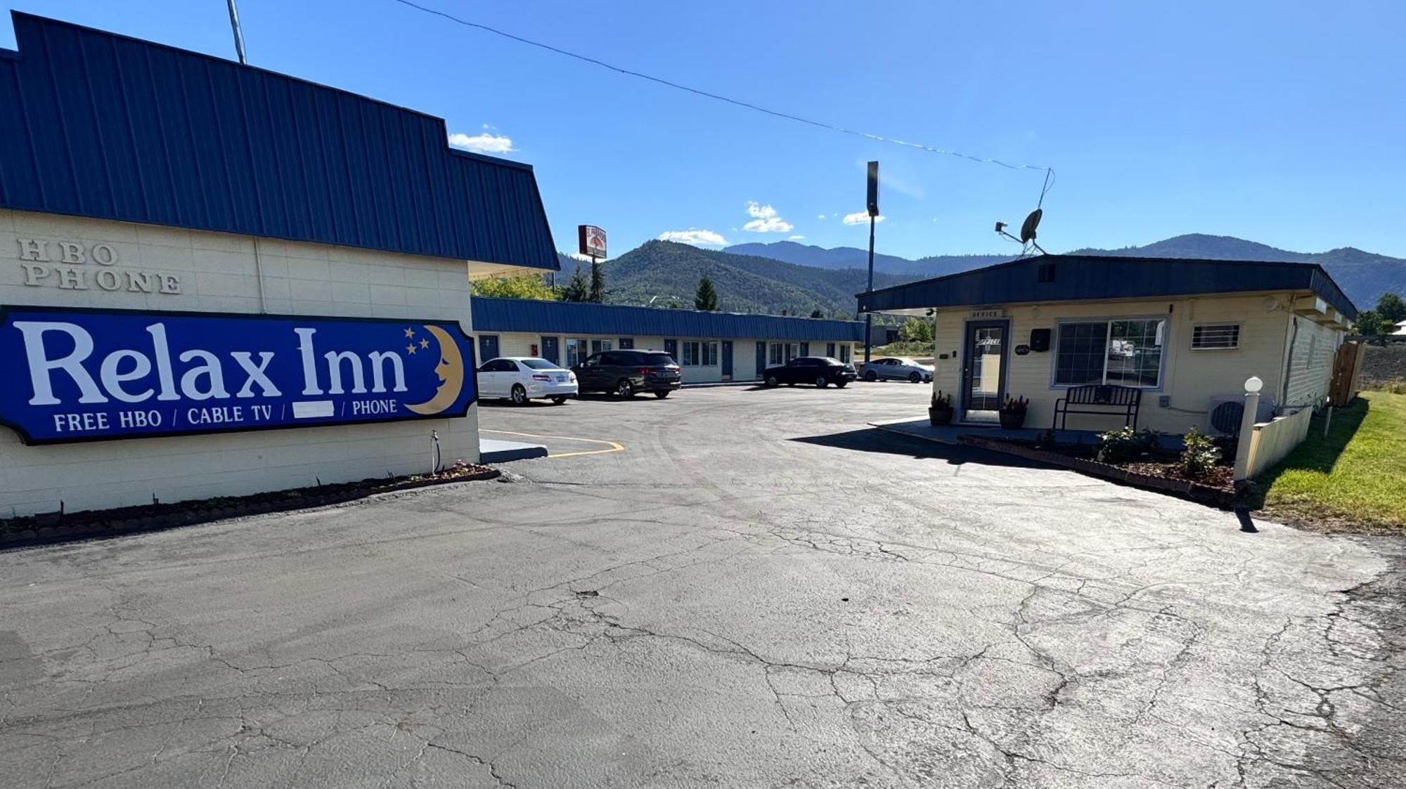 Relax Inn At Άσλαντ Εξωτερικό φωτογραφία